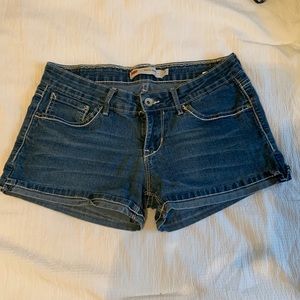 Shorty shorts